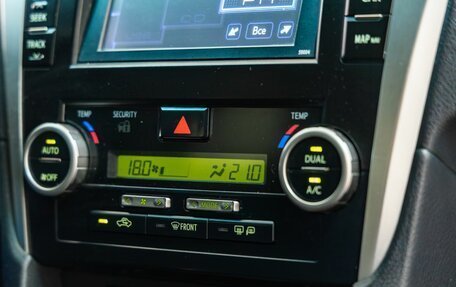 Toyota Camry, 2013 год, 1 398 000 рублей, 34 фотография