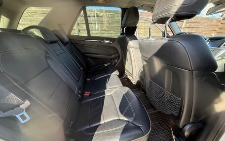 Mercedes-Benz M-Класс, 2012 год, 2 100 000 рублей, 8 фотография