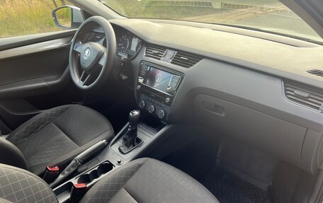 Skoda Octavia, 2018 год, 1 400 000 рублей, 15 фотография