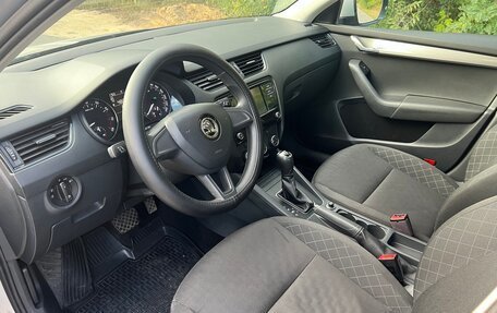 Skoda Octavia, 2018 год, 1 400 000 рублей, 16 фотография