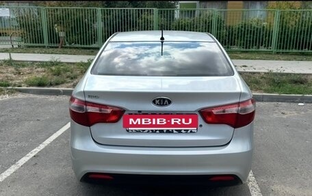 KIA Rio III рестайлинг, 2011 год, 720 000 рублей, 2 фотография