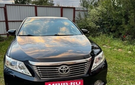 Toyota Camry, 2013 год, 1 470 000 рублей, 2 фотография