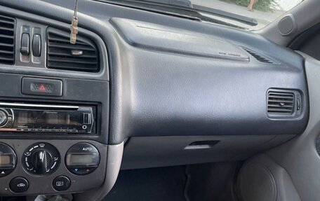 Nissan Primera II рестайлинг, 2000 год, 230 000 рублей, 12 фотография