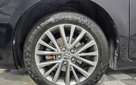 Toyota Camry, 2017 год, 1 750 000 рублей, 9 фотография