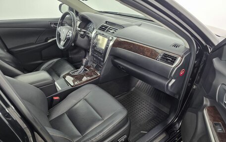 Toyota Camry, 2017 год, 1 750 000 рублей, 11 фотография