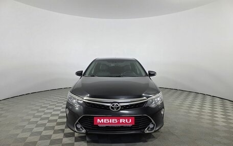 Toyota Camry, 2017 год, 1 750 000 рублей, 2 фотография