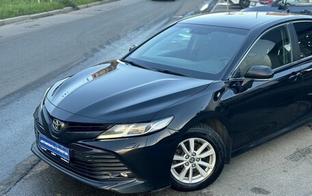 Toyota Camry, 2020 год, 2 550 000 рублей, 4 фотография