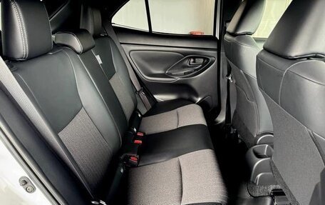 Toyota Yaris Cross, 2023 год, 1 599 000 рублей, 14 фотография