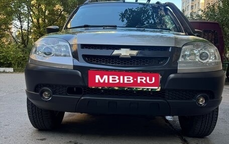 Chevrolet Niva I рестайлинг, 2016 год, 745 000 рублей, 3 фотография