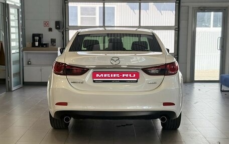 Mazda 6, 2018 год, 1 800 000 рублей, 3 фотография