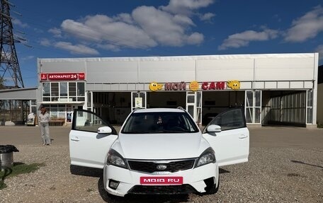 KIA cee'd I рестайлинг, 2012 год, 700 000 рублей, 1 фотография