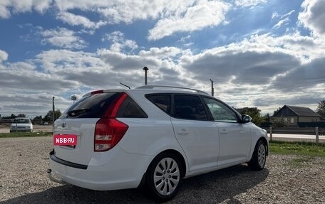 KIA cee'd I рестайлинг, 2012 год, 700 000 рублей, 3 фотография