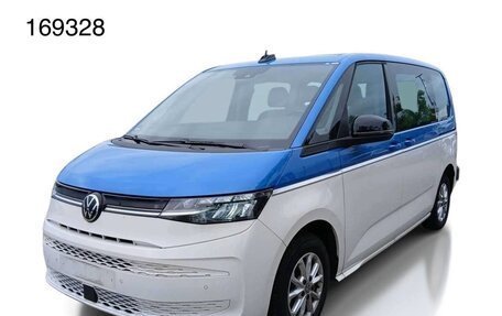 Volkswagen Multivan, 2023 год, 5 150 000 рублей, 1 фотография