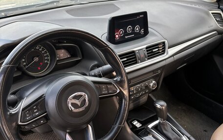 Mazda 3, 2016 год, 1 630 000 рублей, 18 фотография