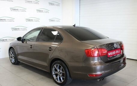 Volkswagen Jetta VI, 2011 год, 950 000 рублей, 12 фотография