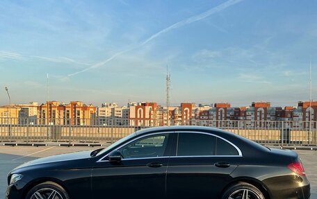 Mercedes-Benz E-Класс, 2018 год, 3 590 000 рублей, 2 фотография