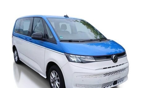 Volkswagen Multivan, 2023 год, 5 150 000 рублей, 2 фотография