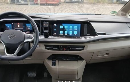 Volkswagen Multivan, 2023 год, 5 150 000 рублей, 6 фотография