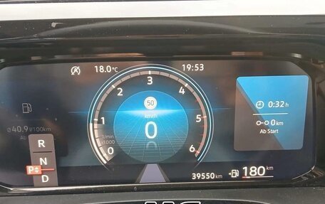 Volkswagen Multivan, 2023 год, 5 150 000 рублей, 7 фотография