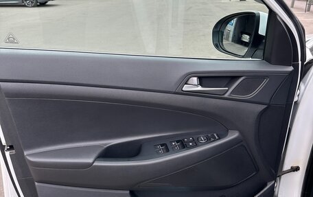Hyundai Tucson III, 2017 год, 2 250 000 рублей, 13 фотография