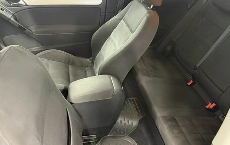Volkswagen Golf VI, 2010 год, 750 000 рублей, 14 фотография