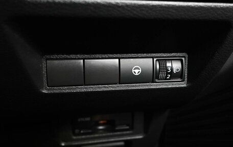 Nissan Note, 2022 год, 2 099 000 рублей, 18 фотография