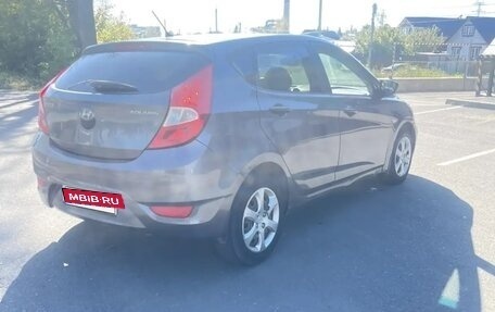 Hyundai Solaris II рестайлинг, 2012 год, 760 000 рублей, 9 фотография