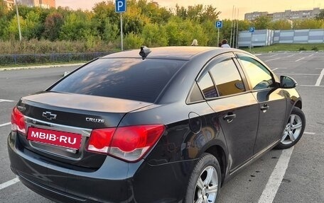 Chevrolet Cruze II, 2014 год, 750 000 рублей, 3 фотография