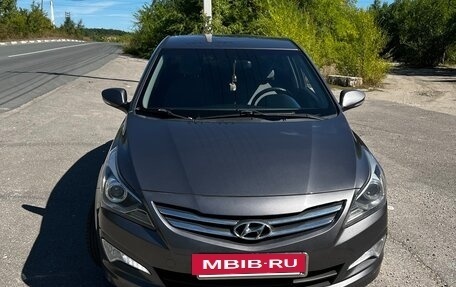 Hyundai Solaris II рестайлинг, 2016 год, 1 080 000 рублей, 2 фотография