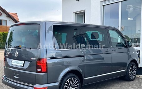 Volkswagen Multivan T6 рестайлинг, 2022 год, 6 800 000 рублей, 5 фотография