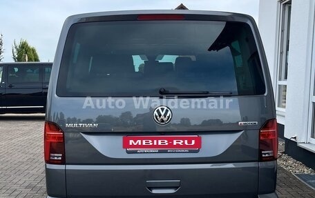Volkswagen Multivan T6 рестайлинг, 2022 год, 6 800 000 рублей, 6 фотография