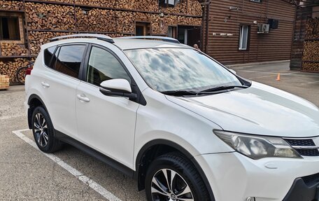 Toyota RAV4, 2015 год, 1 980 000 рублей, 14 фотография