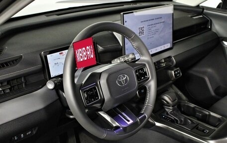Toyota RAV4, 2026 год, 4 640 000 рублей, 12 фотография