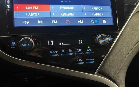 Toyota Camry, 2021 год, 2 990 000 рублей, 9 фотография