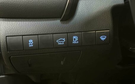 Toyota Camry, 2021 год, 2 990 000 рублей, 14 фотография
