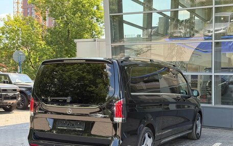 Mercedes-Benz V-Класс, 2026 год, 15 700 000 рублей, 2 фотография