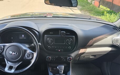 KIA Soul III, 2020 год, 2 100 000 рублей, 10 фотография
