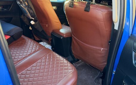 Toyota Hilux VIII, 2018 год, 4 500 000 рублей, 9 фотография