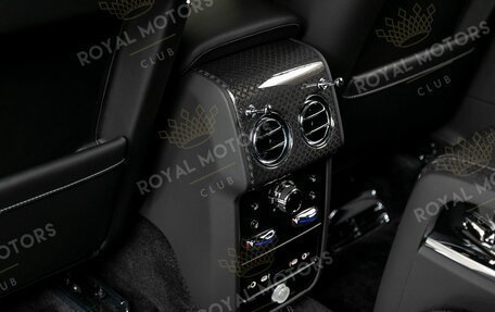 Rolls-Royce Cullinan, 2025 год, 64 500 000 рублей, 24 фотография