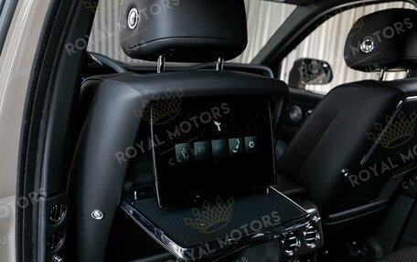 Rolls-Royce Cullinan, 2025 год, 64 500 000 рублей, 23 фотография