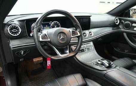 Mercedes-Benz E-Класс, 2018 год, 3 649 900 рублей, 11 фотография