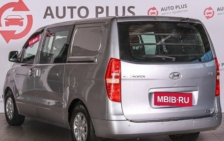 Hyundai Grand Starex Grand Starex I рестайлинг 2, 2011 год, 1 445 000 рублей, 3 фотография