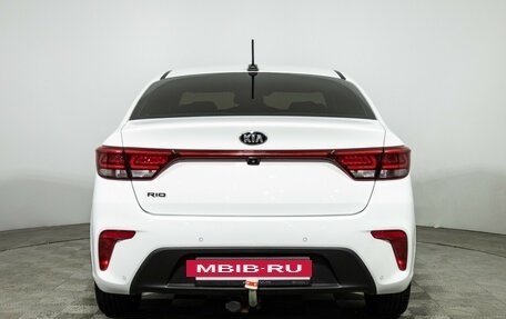 KIA Rio IV, 2018 год, 1 299 777 рублей, 6 фотография