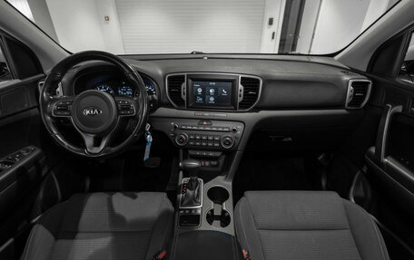 KIA Sportage IV рестайлинг, 2018 год, 2 095 000 рублей, 8 фотография