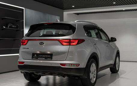KIA Sportage IV рестайлинг, 2018 год, 2 095 000 рублей, 5 фотография