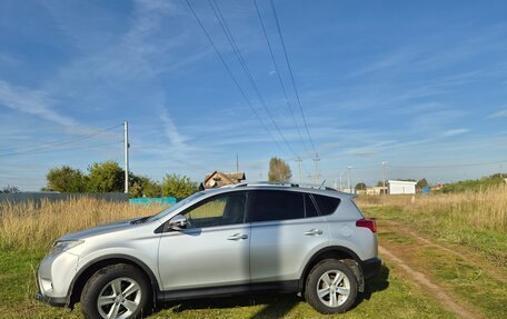Toyota RAV4, 2013 год, 2 000 000 рублей, 2 фотография
