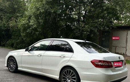 Mercedes-Benz E-Класс, 2011 год, 1 375 000 рублей, 1 фотография