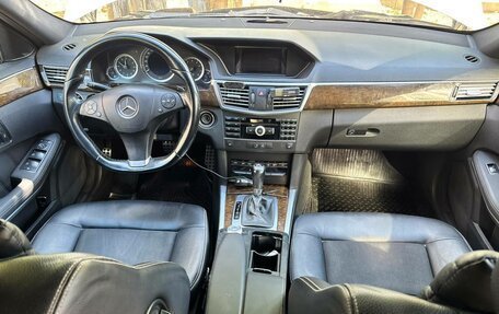 Mercedes-Benz E-Класс, 2011 год, 1 375 000 рублей, 8 фотография