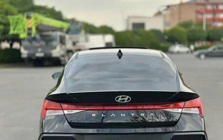 Hyundai Elantra, 2023 год, 1 780 000 рублей, 4 фотография