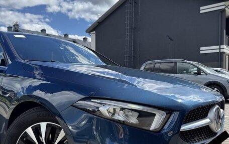 Mercedes-Benz A-Класс, 2022 год, 1 750 000 рублей, 2 фотография